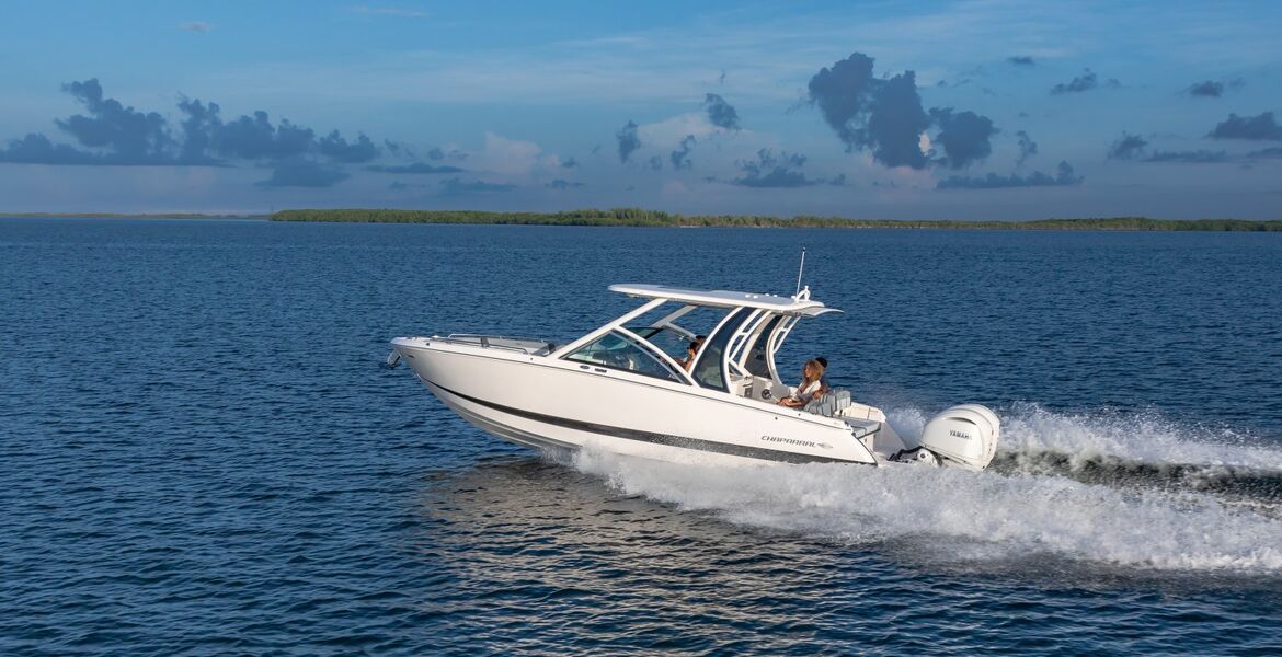 Chaparral 310 OSX